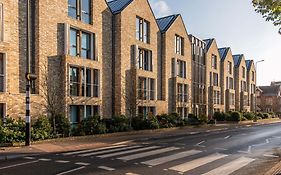 Dorothy Wadham Apartments, Oxford